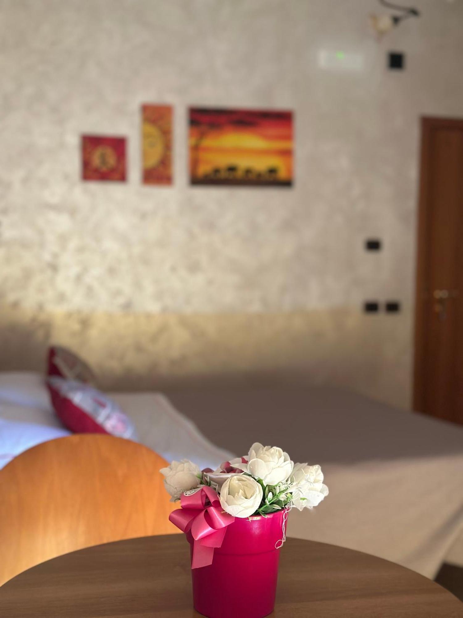 Hotel Il Giardino Degli Aranci ノーラ エクステリア 写真