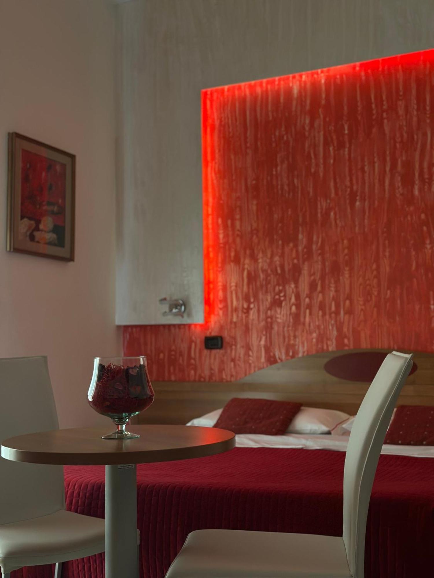 Hotel Il Giardino Degli Aranci ノーラ エクステリア 写真