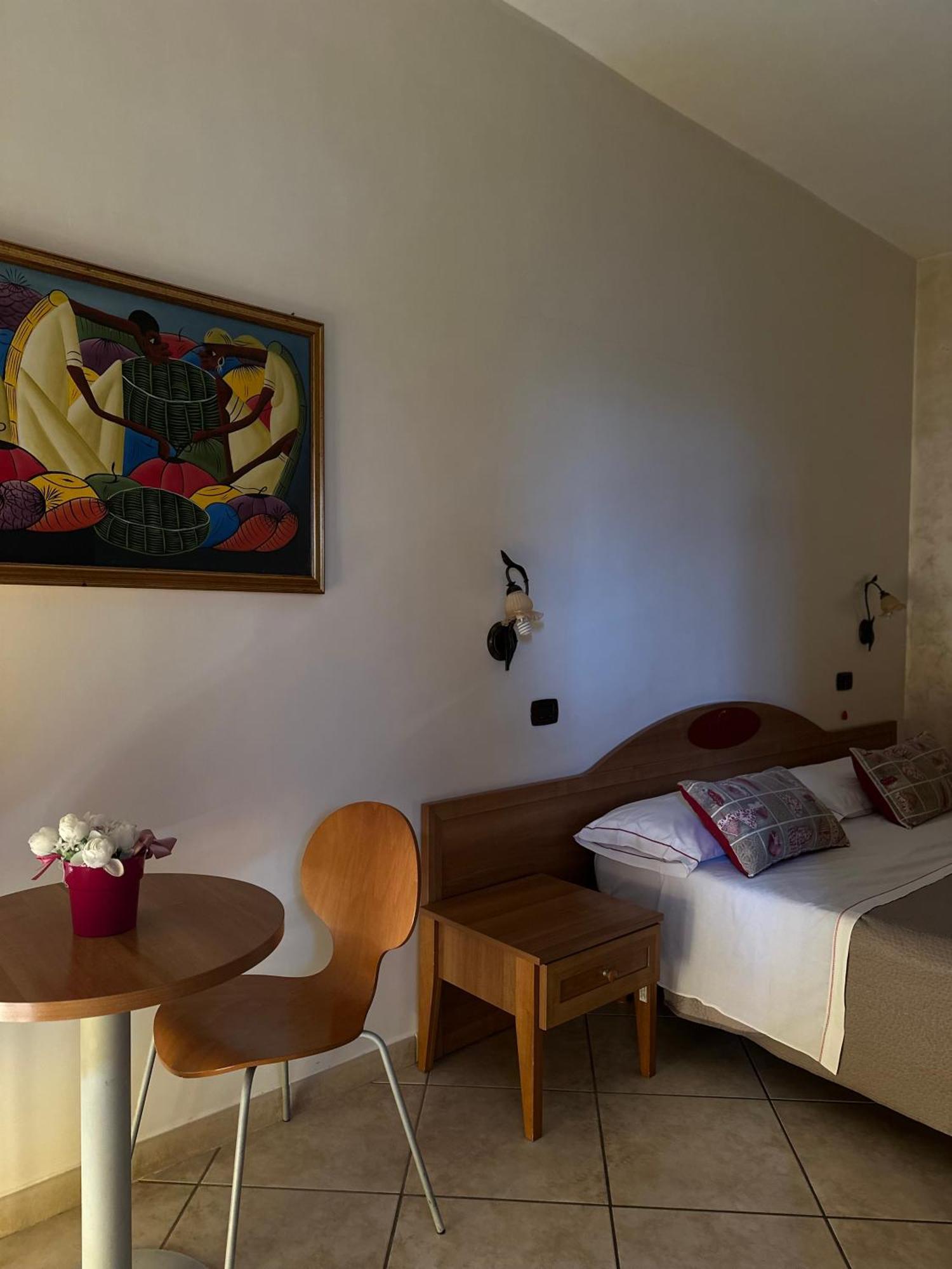 Hotel Il Giardino Degli Aranci ノーラ エクステリア 写真