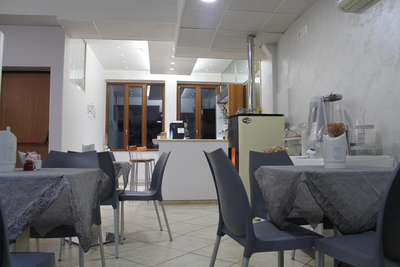 Hotel Il Giardino Degli Aranci ノーラ エクステリア 写真